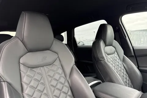 DE74FNX Audi SQ7 SUV  Black Edition TFSI  507 PS tiptronic Thumbnail #25