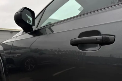 DE74FNX Audi SQ7 SUV  Black Edition TFSI  507 PS tiptronic Thumbnail #34