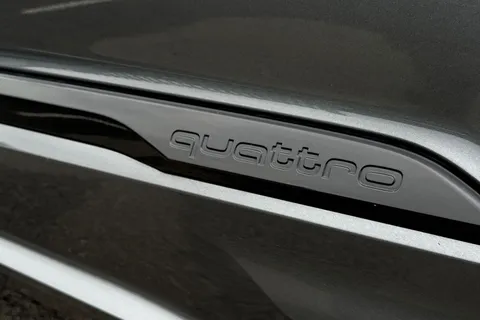 DE74FNX Audi SQ7 SUV  Black Edition TFSI  507 PS tiptronic Thumbnail #35