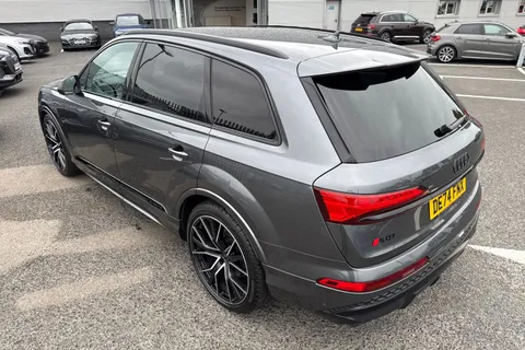 DE74FNX Audi SQ7 SUV  Black Edition TFSI  507 PS tiptronic Thumbnail #41