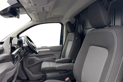 MF75FNY Volkswagen Transporter T32 Panel Van Commerce Plus SWB 150 PS 2.0 TDI 8sp Automatic Thumbnail #11