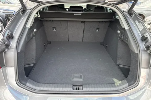 Audi A6 E-Tron Avant 83kWh Sport Auto 5dr Thumbnail #7