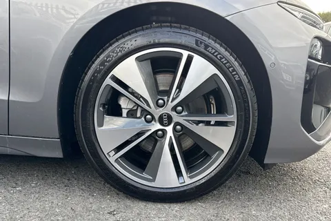 Audi A6 E-Tron Avant 83kWh Sport Auto 5dr Thumbnail #10