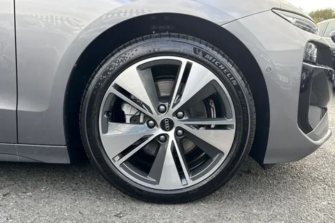 Audi A6 E-Tron Avant 83kWh Sport Auto 5dr Thumbnail #11