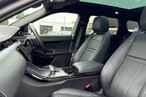 KO73WTF Land Rover Range Rover Evoque 2.0 D200 Dynamic HSE 5dr Thumbnail #4