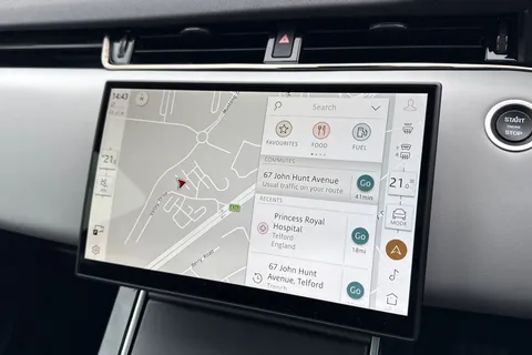 DS25PWY Land Rover Range Rover Evoque 2.0 D200 Dynamic HSE 5dr Thumbnail #13