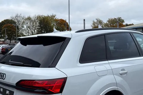  Audi Q7 3.0 TDI V6 45 Black Edition Tiptronic quattro Euro 6 (s/s) 5dr Thumbnail #31