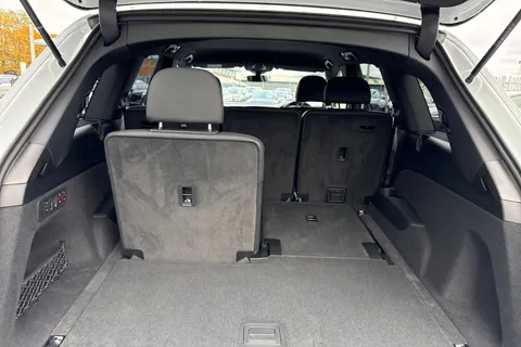  Audi Q7 3.0 TDI V6 45 Black Edition Tiptronic quattro Euro 6 (s/s) 5dr Thumbnail #37
