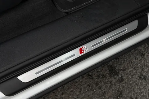  Audi Q7 3.0 TDI V6 45 Black Edition Tiptronic quattro Euro 6 (s/s) 5dr Thumbnail #47