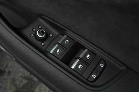  Audi Q7 3.0 TDI V6 45 Black Edition Tiptronic quattro Euro 6 (s/s) 5dr Thumbnail #51