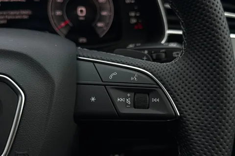  Audi Q7 3.0 TDI V6 45 Black Edition Tiptronic quattro Euro 6 (s/s) 5dr Thumbnail #54