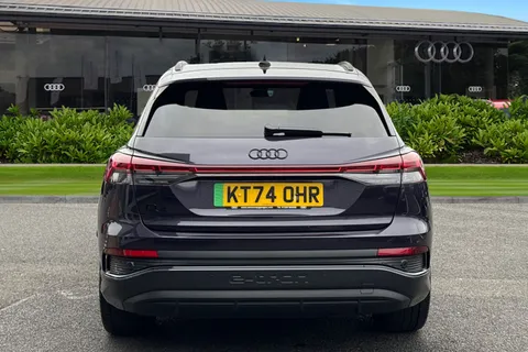 KT74OHR Audi Q4 e-tron 125kW 35 55kWh Black Edition 5dr Auto Thumbnail #5