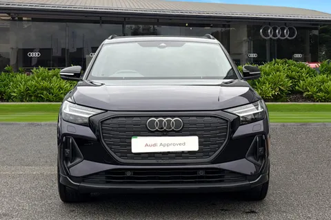 KT74OHR Audi Q4 e-tron 125kW 35 55kWh Black Edition 5dr Auto Thumbnail #6