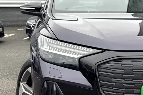 KT74OHR Audi Q4 e-tron 125kW 35 55kWh Black Edition 5dr Auto Thumbnail #9