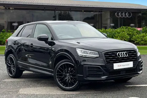 PX19SNU Audi Q2 Black Edition 35 TFSI  150 PS 6-speed Thumbnail #2