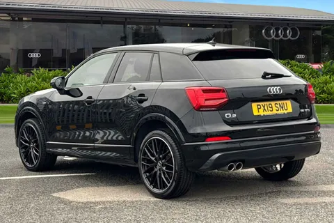 PX19SNU Audi Q2 Black Edition 35 TFSI  150 PS 6-speed Thumbnail #3