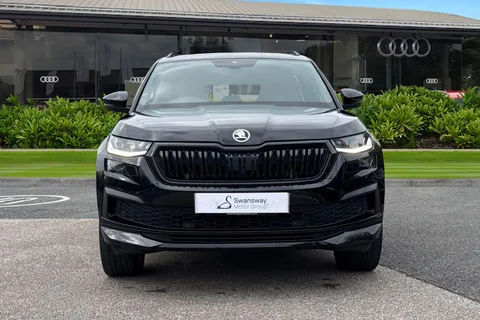 VN24JXZ Škoda Kodiaq 1.5 TSI ACT SportLine DSG Euro 6 (s/s) 5dr (7 Seat) Thumbnail #6