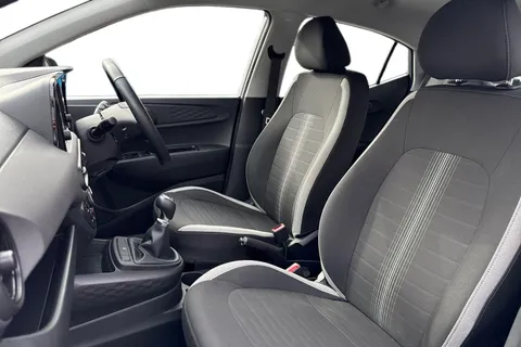 PJ71UMT Hyundai I10 1.0 SE Connect Euro 6 (s/s) 5dr Thumbnail #11