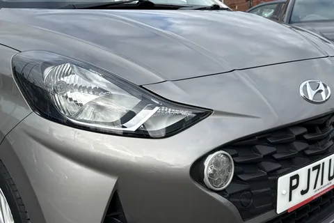 PJ71UMT Hyundai I10 1.0 SE Connect Euro 6 (s/s) 5dr Thumbnail #17