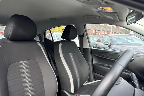 PJ71UMT Hyundai I10 1.0 SE Connect Euro 6 (s/s) 5dr Thumbnail #21