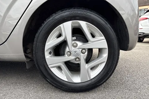PJ71UMT Hyundai I10 1.0 SE Connect Euro 6 (s/s) 5dr Thumbnail #24