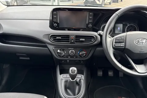 PJ71UMT Hyundai I10 1.0 SE Connect Euro 6 (s/s) 5dr Thumbnail #31