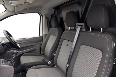 BV25SBY Volkswagen Transporter Commerce Plus 2.0 TDI 110 PS 6sp Manual Thumbnail #16