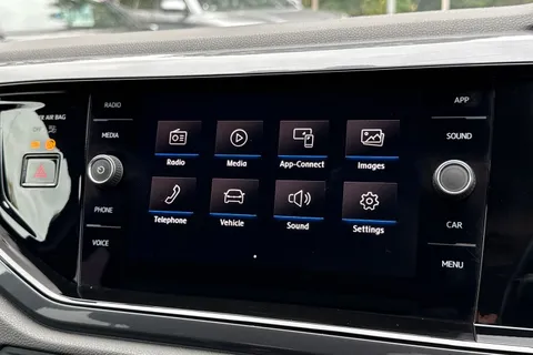 PE20TPF Volkswagen Polo 1.0 TSI R-Line Euro 6 (s/s) 5dr Thumbnail #13