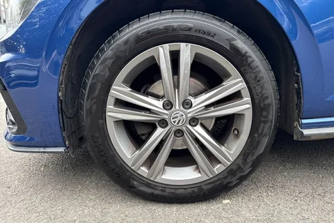 PE20TPF Volkswagen Polo 1.0 TSI R-Line Euro 6 (s/s) 5dr Thumbnail #23