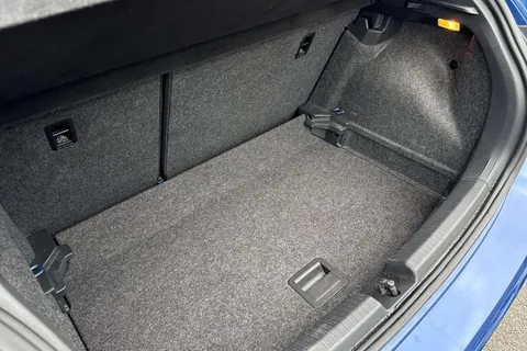 PE20TPF Volkswagen Polo 1.0 TSI R-Line Euro 6 (s/s) 5dr Thumbnail #27