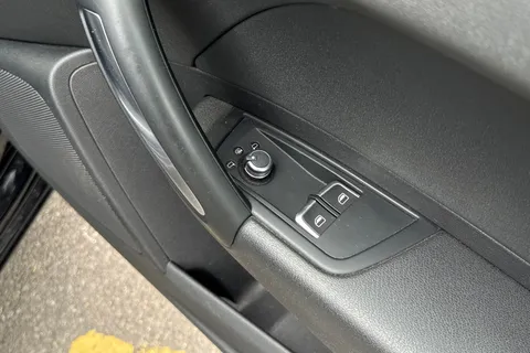 18 of 57 for AUDI A1 1.4 TFSI Sport 3dr