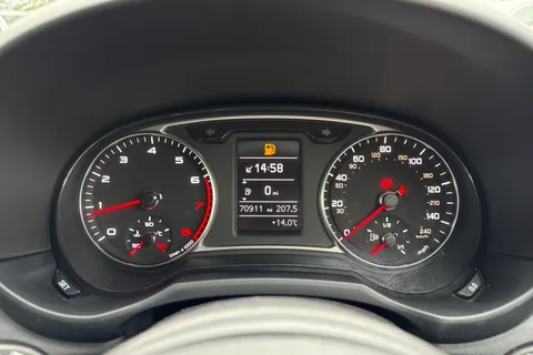 37 of 57 for AUDI A1 1.4 TFSI Sport 3dr