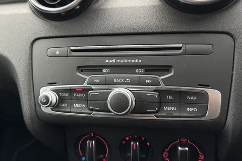 46 of 57 for AUDI A1 1.4 TFSI Sport 3dr