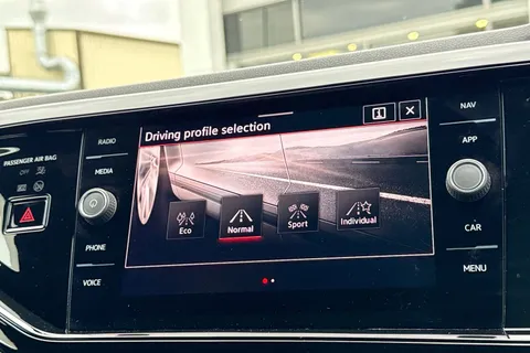 DA24AOK Volkswagen Polo 2.0 TSI GTI Edition 25 5dr DSG | Sports Suspension | Rear View Camera Thumbnail #35