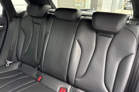 SR18OYV Audi S3 2.0 TFSI Black Edition Sportback S Tronic quattro Euro 6 (s/s) 5dr Thumbnail #20