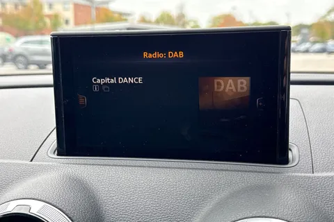 SR18OYV Audi S3 2.0 TFSI Black Edition Sportback S Tronic quattro Euro 6 (s/s) 5dr Thumbnail #47