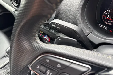 SR18OYV Audi S3 2.0 TFSI Black Edition Sportback S Tronic quattro Euro 6 (s/s) 5dr Thumbnail #56