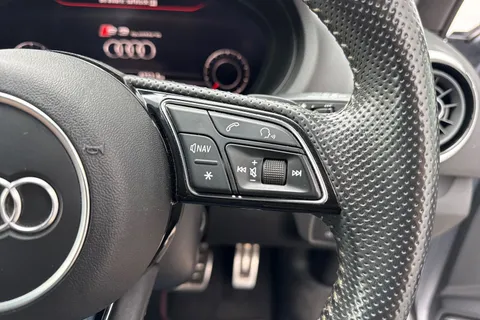 SR18OYV Audi S3 2.0 TFSI Black Edition Sportback S Tronic quattro Euro 6 (s/s) 5dr Thumbnail #57