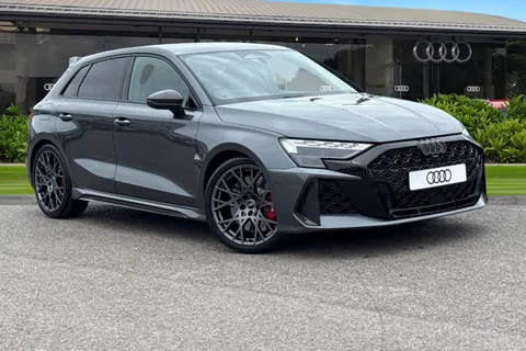  Audi RS 3 2.5 TFSI Carbon Black Sportback S Tronic quattro Euro 6 (s/s) 5dr Thumbnail #2