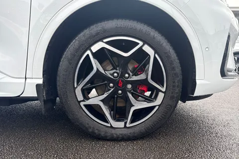 DN24MYA Ford Kuga 2.5 Duratec 14.4kWh ST-Line X CVT Euro 6 (s/s) 5dr Thumbnail #24