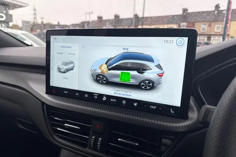 DN24MYA Ford Kuga 2.5 Duratec 14.4kWh ST-Line X CVT Euro 6 (s/s) 5dr Thumbnail #42