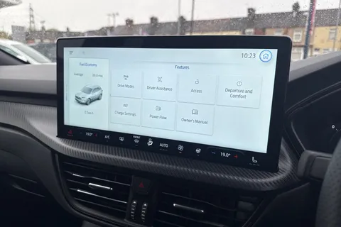 DN24MYA Ford Kuga 2.5 Duratec 14.4kWh ST-Line X CVT Euro 6 (s/s) 5dr Thumbnail #43