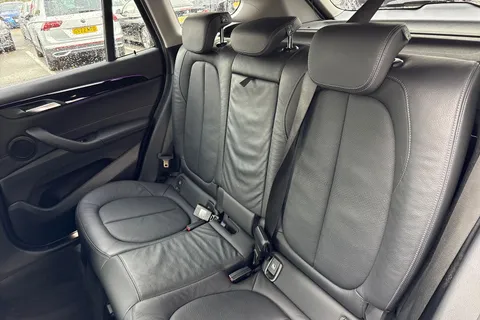 EA22UDL BMW X1 2.0 20i xLine DCT sDrive Euro 6 (s/s) 5dr Thumbnail #20