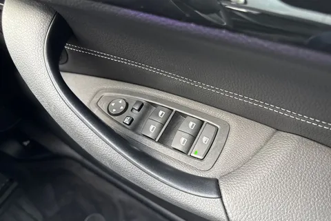 EA22UDL BMW X1 2.0 20i xLine DCT sDrive Euro 6 (s/s) 5dr Thumbnail #45