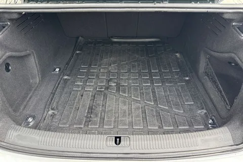 WN20OFD Audi A4 2.0 TDI 35 Sport S Tronic Euro 6 (s/s) 4dr Thumbnail #7