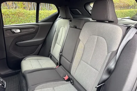 KR72XLJ Volvo Xc40 2.0 B3 MHEV Plus DCT Auto Euro 6 (s/s) 5dr Thumbnail #20