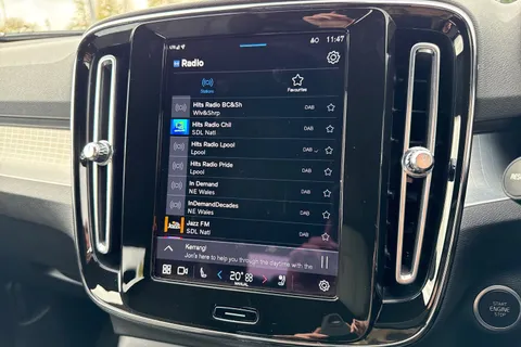 KR72XLJ Volvo Xc40 2.0 B3 MHEV Plus DCT Auto Euro 6 (s/s) 5dr Thumbnail #48