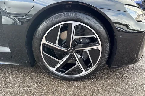 11 of 61 for AUDI E-TRON GT 435kW 105kWh S 4dr Auto