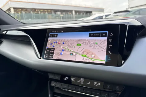 16 of 61 for AUDI E-TRON GT 435kW 105kWh S 4dr Auto