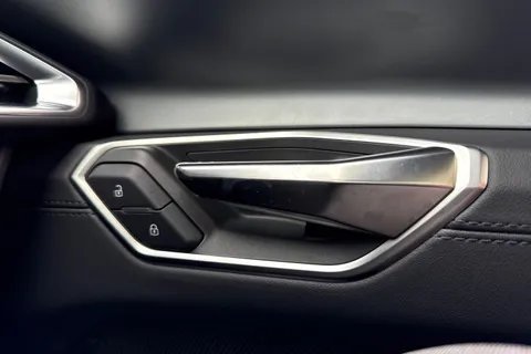 20 of 61 for AUDI E-TRON GT 435kW 105kWh S 4dr Auto